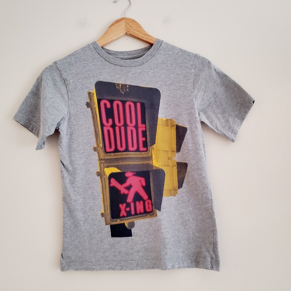Children's Place Graphic Boy's Shirts Large 10/12